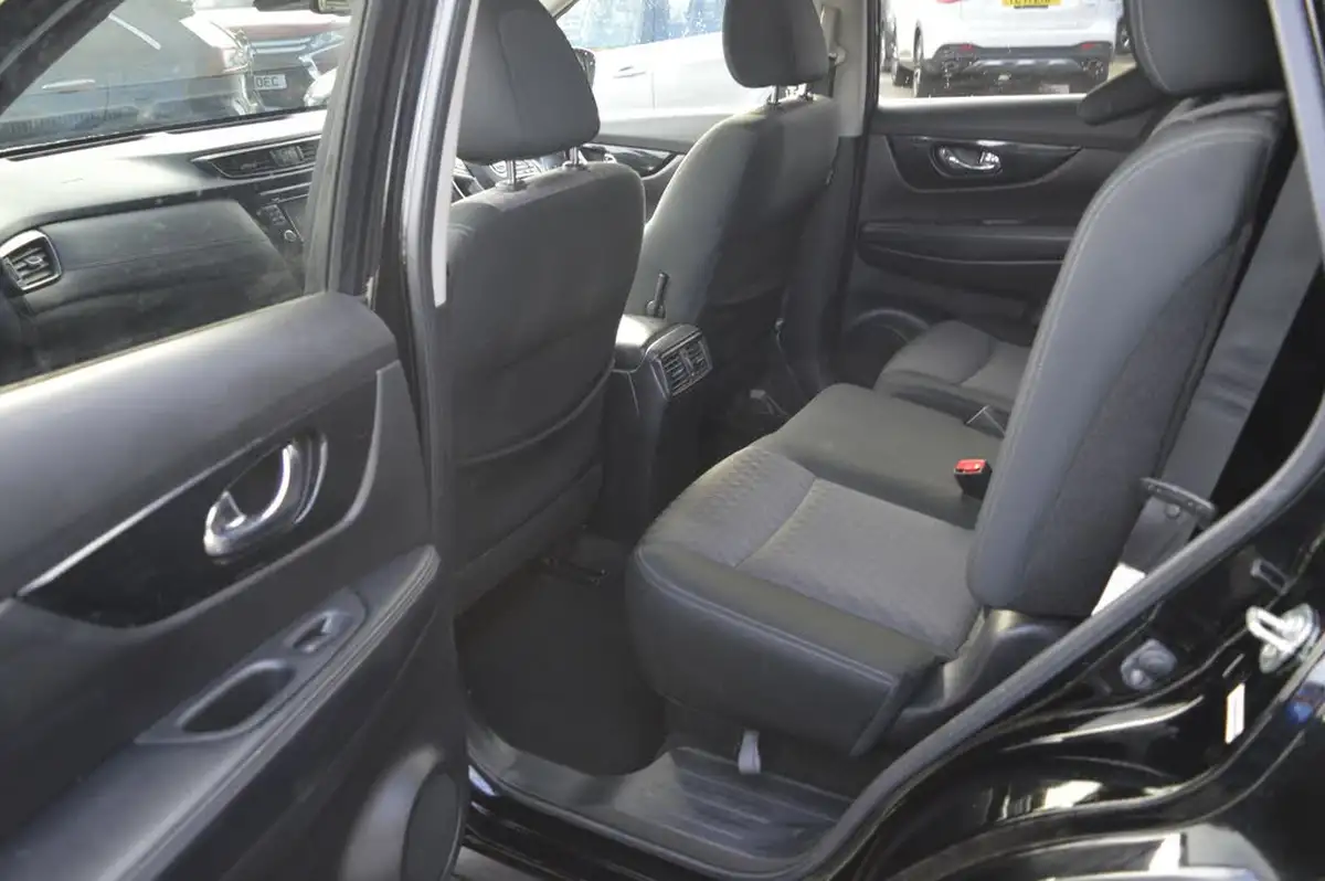 2020-nissan-x-trail-17dci-acenta-premium-5-big-10