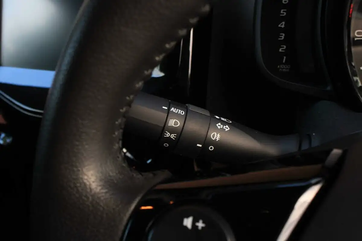2021-citroen-c1-10-vti-jcc-big-29