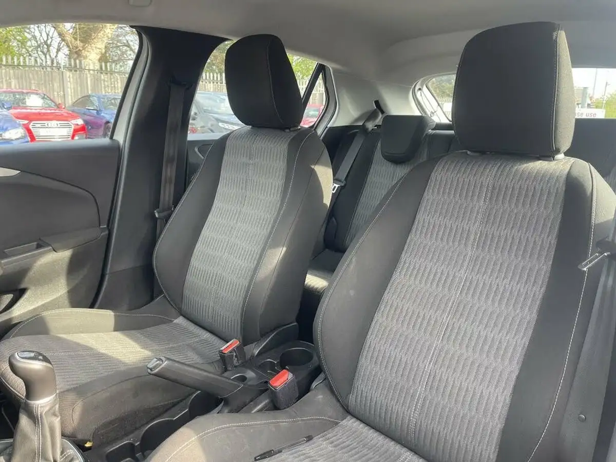 2020-vauxhall-corsa-12i-se-big-8