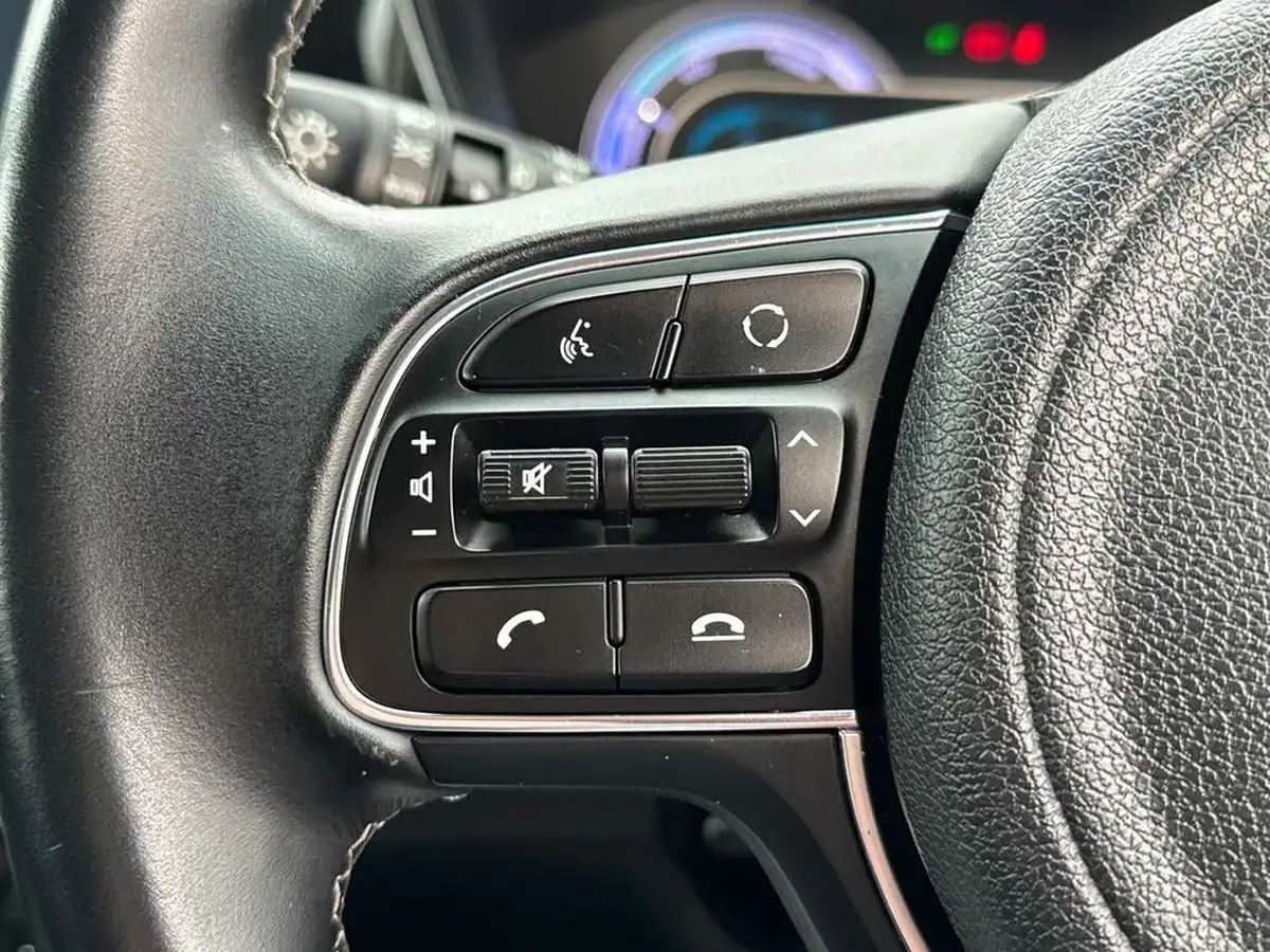 2020-kia-niro-16-gdi-2-big-15