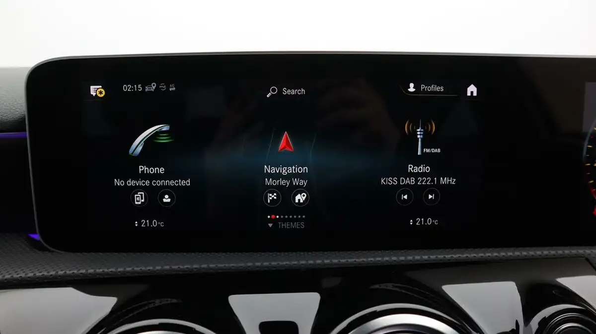 2019-mercedes-benz-a-class-13-a200-amg-line-premium-plus-saloon-4d-7g-dct-big-11