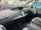 2015-citroen-grand-c4-picasso-20bluehdi-exclusive-eat6-small-44