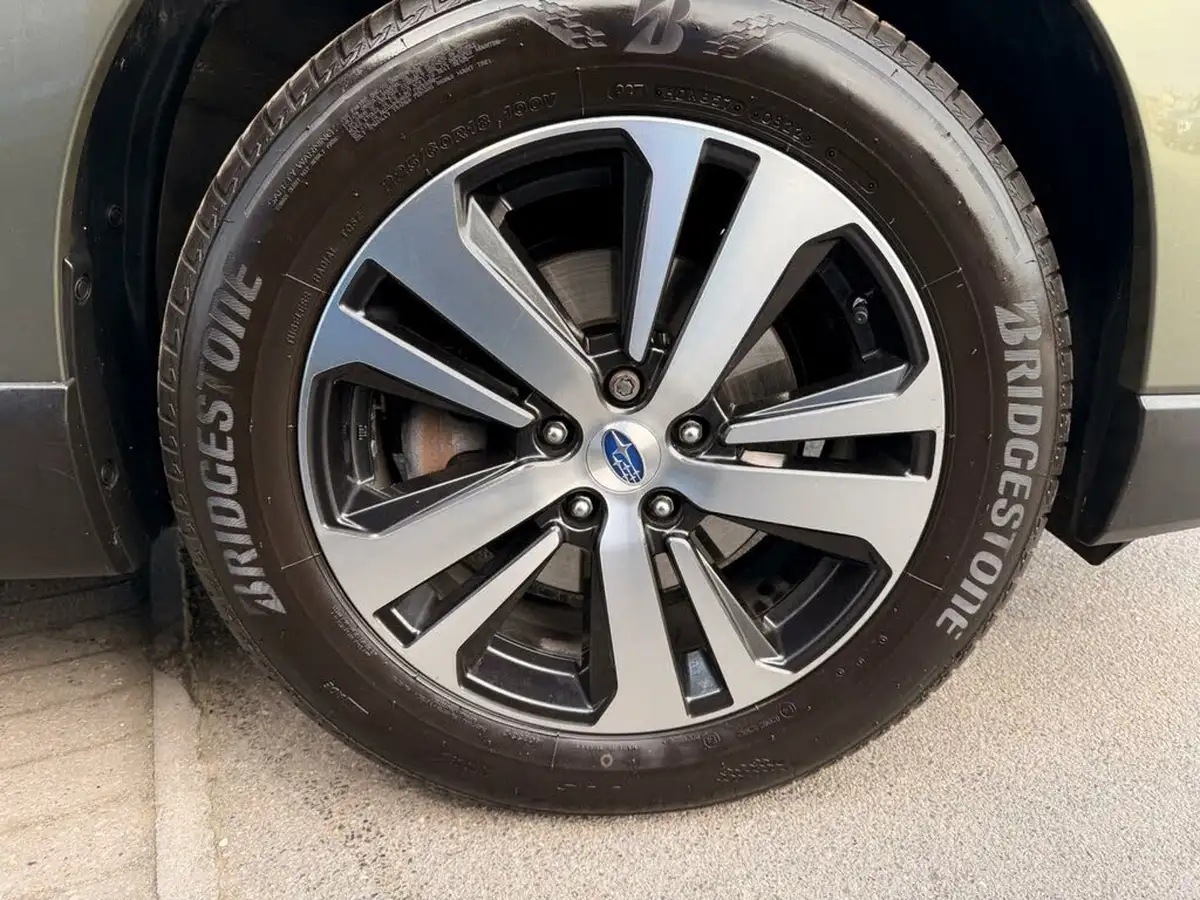 2024-subaru-outback-25i-touring-big-17