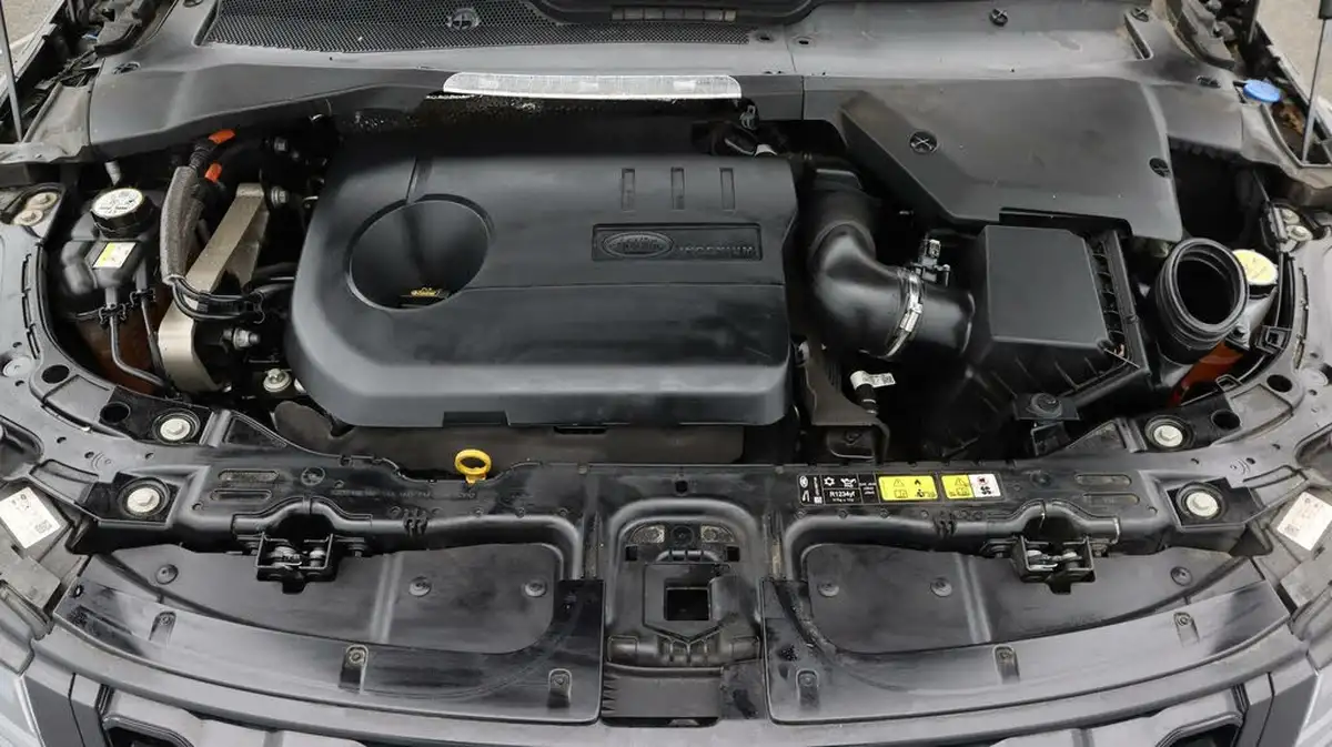 2022-land-rover-range-rover-evoque-15-p300e-r-dynamic-se-big-19