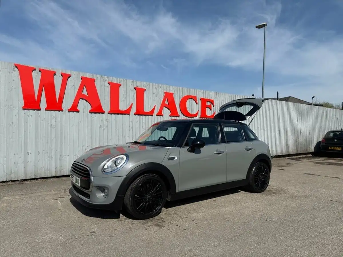 2017-mini-cooper-15-cooper-ss-hatchback-5d-big-23
