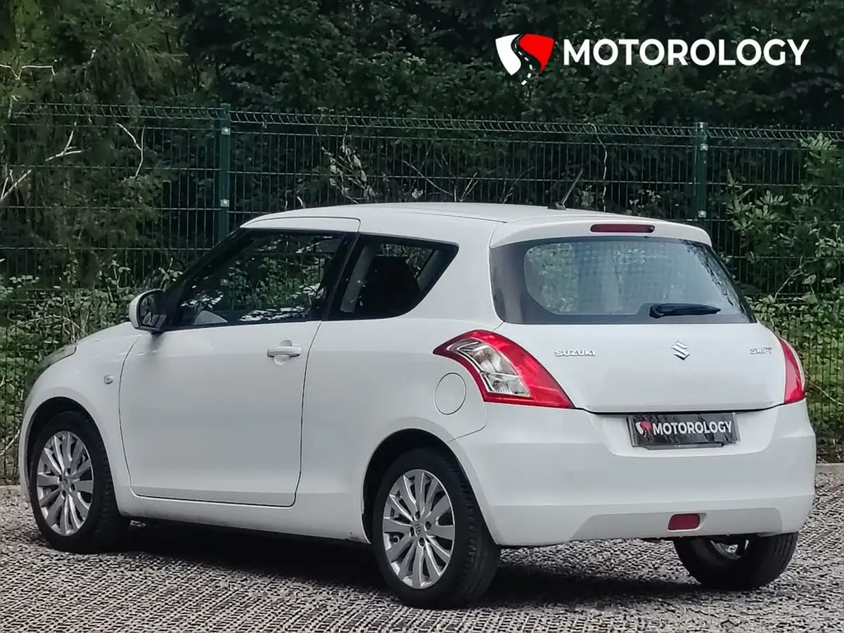 2012-suzuki-swift-12-sz3-3d-big-4