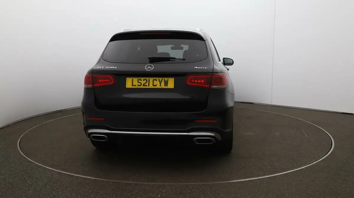 2021-mercedes-benz-glc-class-20d-glc220d-amg-line-station-wagon-5d-1950cc-4matic-plus-big-6