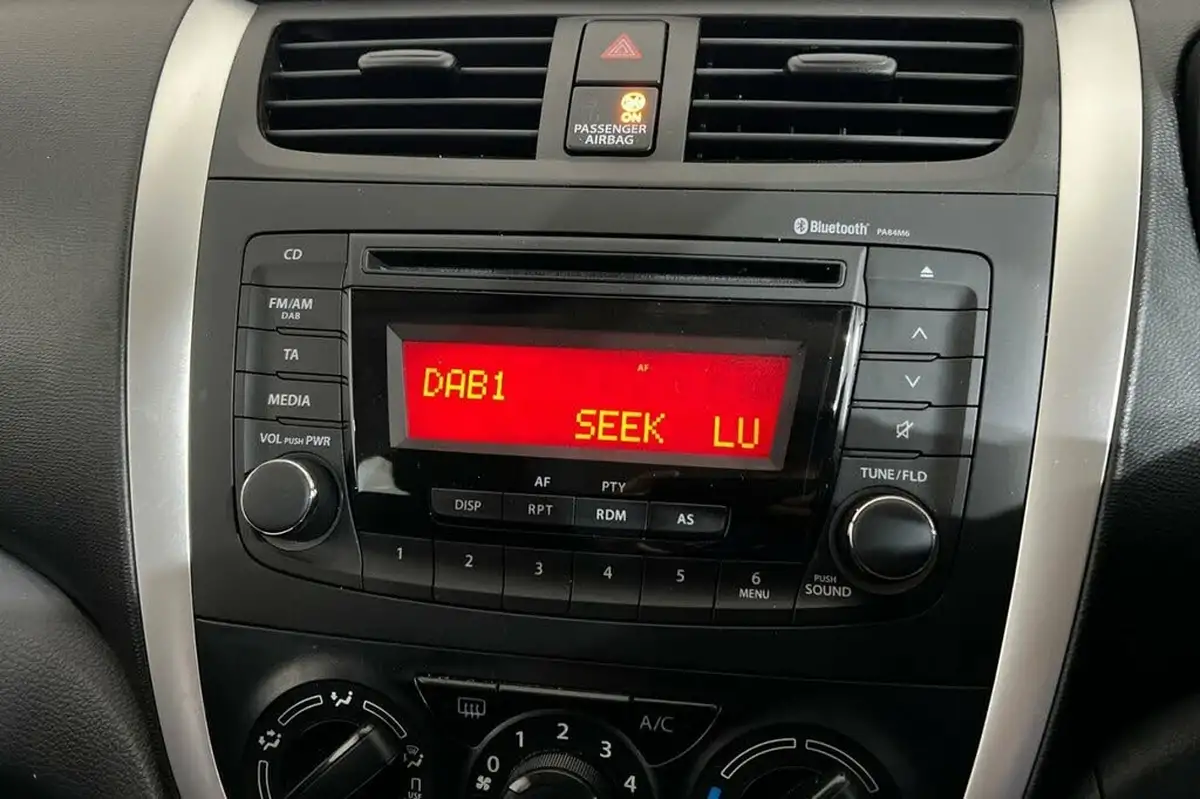 2019-suzuki-celerio-10-sz3-dualjet-big-12