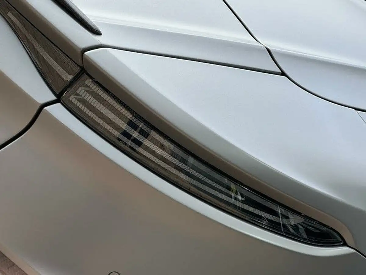 2020-aston-martin-dbs-52-v12-superleggera-volante-big-25