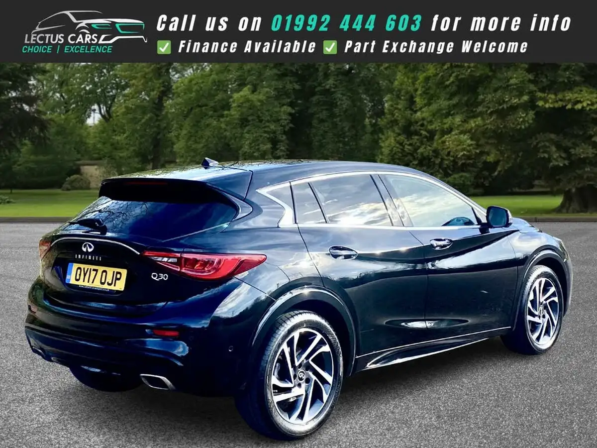 2017-infiniti-q30-16-city-black-big-7