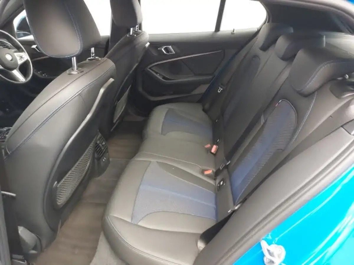 2022-bmw-1-series-15-118i-m-sport-lcp-big-11