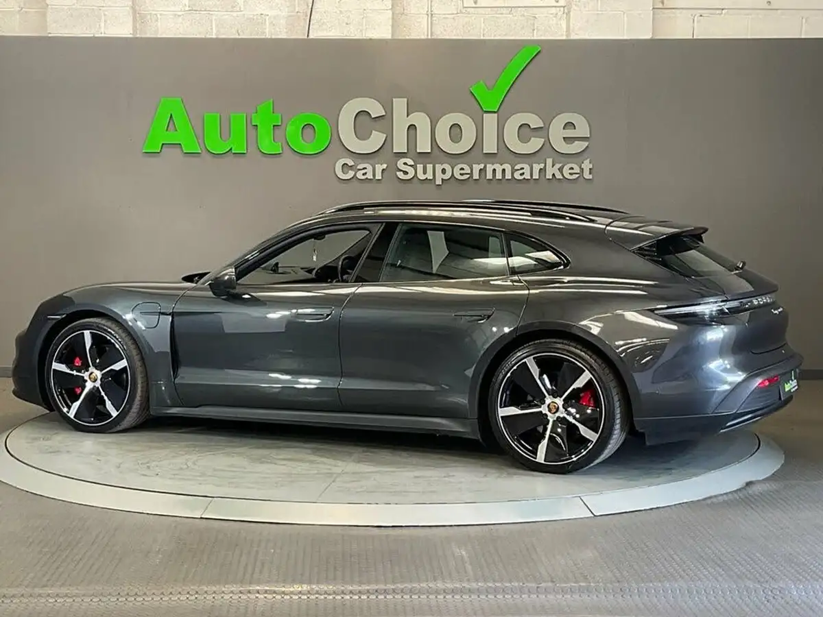 2023-porsche-taycan-e-4s-sport-turismo-571ps-performance-battery-plus-big-8