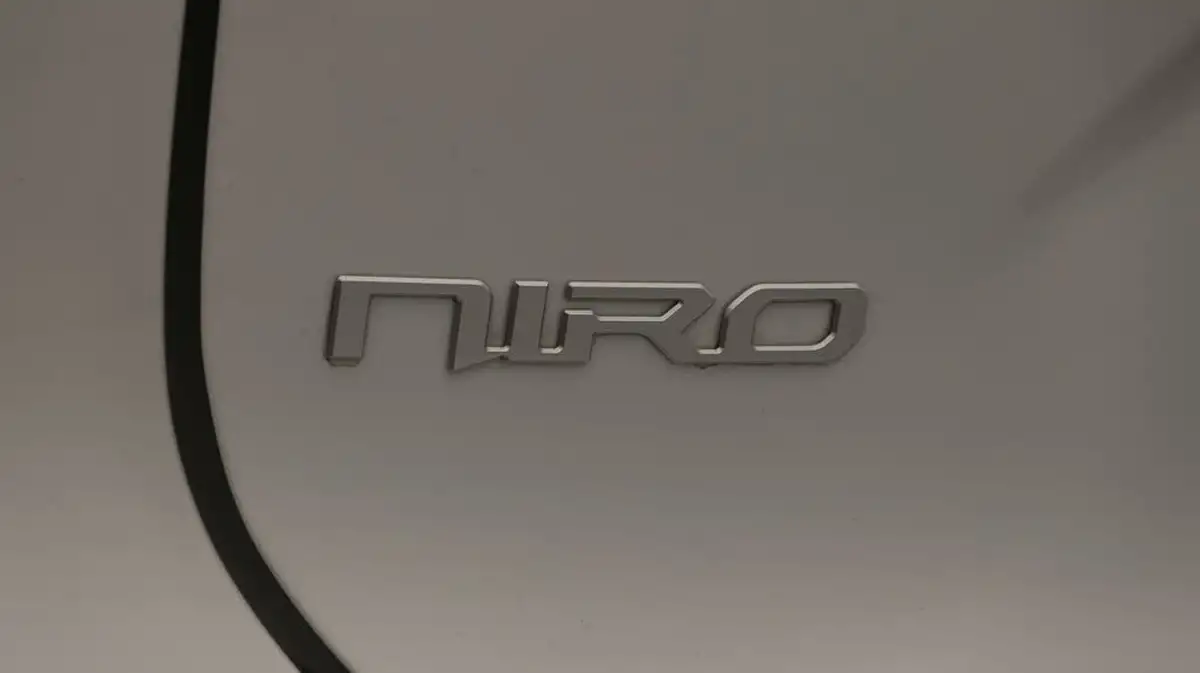 2023-kia-niro-16-gdi-139bhp-hev-132kwh-big-23