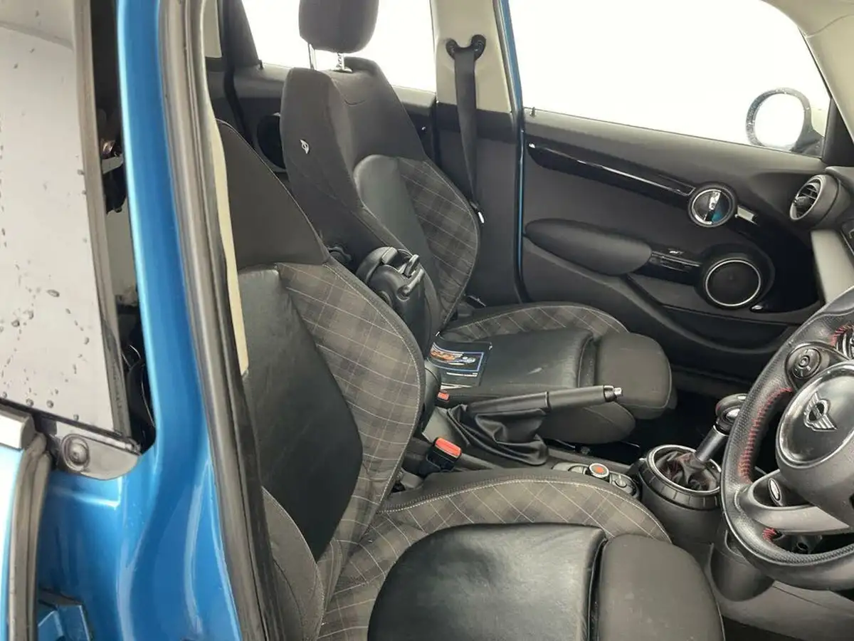 2015-mini-cooper-20-cooper-s-5d-sport-auto-big-8