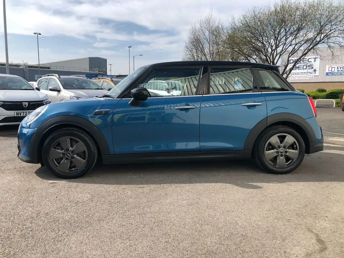 2022-mini-cooper-20-cooper-s-classic-hatchback-5d-big-6