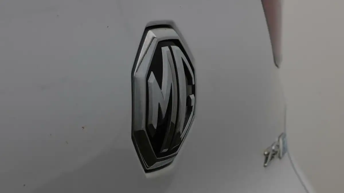 2021-mg-zs-suv-e-excite-ev-big-20