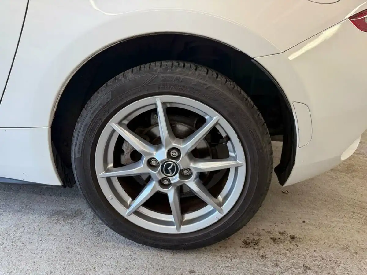 2018-mazda-mx-5-15-se-big-15