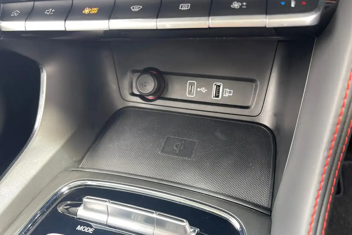 2024-mg-zs-suv-e-trophy-connect-ev-156ps-long-range-big-57