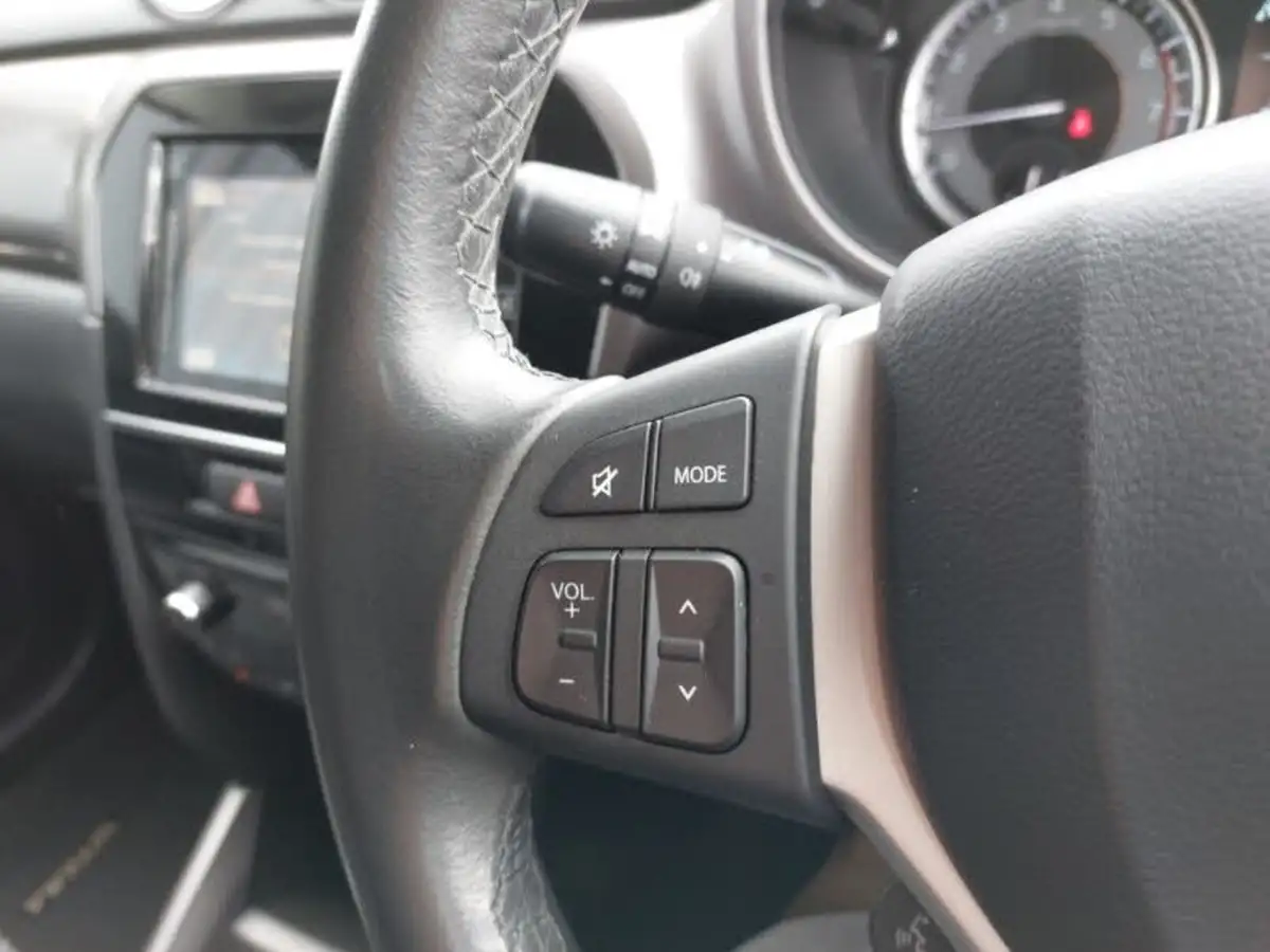 2021-suzuki-vitara-14-boosterjet-sz-t-big-14
