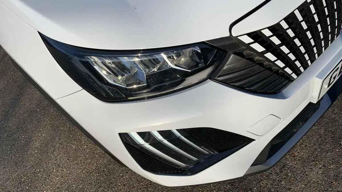 2024-peugeot-2008-suv-12-puretech-allure-130ps-big-45