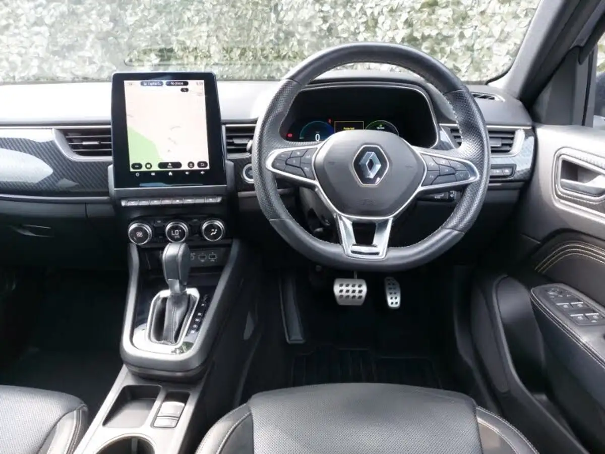 2023-renault-arkana-16-e-tech-engineered-big-6