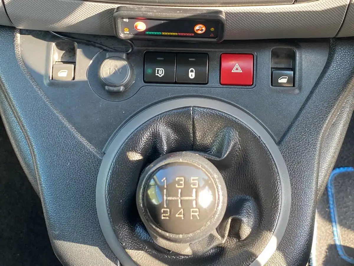 2017-citroen-berlingo-16td-l2-750-lx-16bluehdi-100eu6-ss-panel-big-29