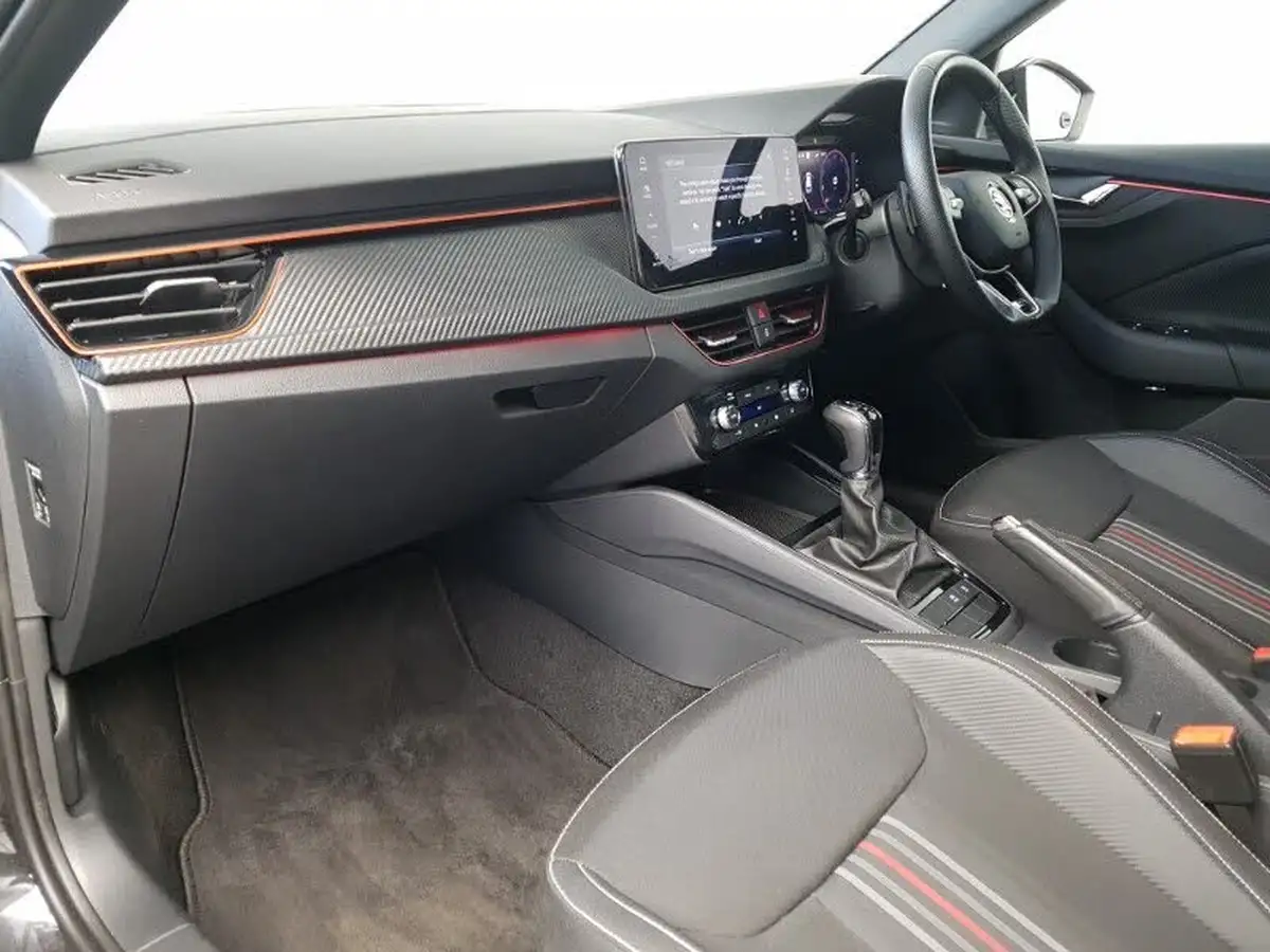 2024-skoda-kamiq-10-tsi-monte-carlo-116ps-dsg-big-4