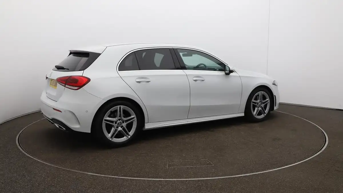 2019-mercedes-benz-a-class-13-a200-amg-line-premium-hatchback-5d-big-43