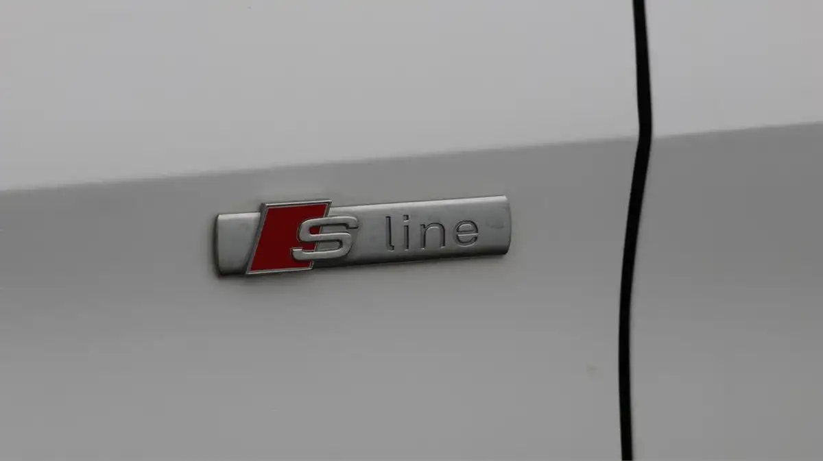2021-audi-a3-15-35-tfsi-s-line-sportback-5d-big-32