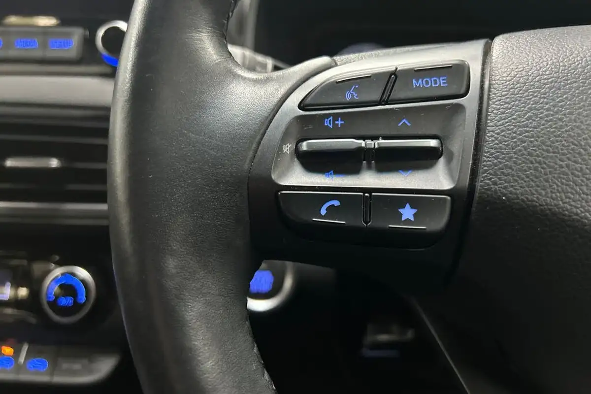 2022-hyundai-kona-16-gdi-premium-big-7
