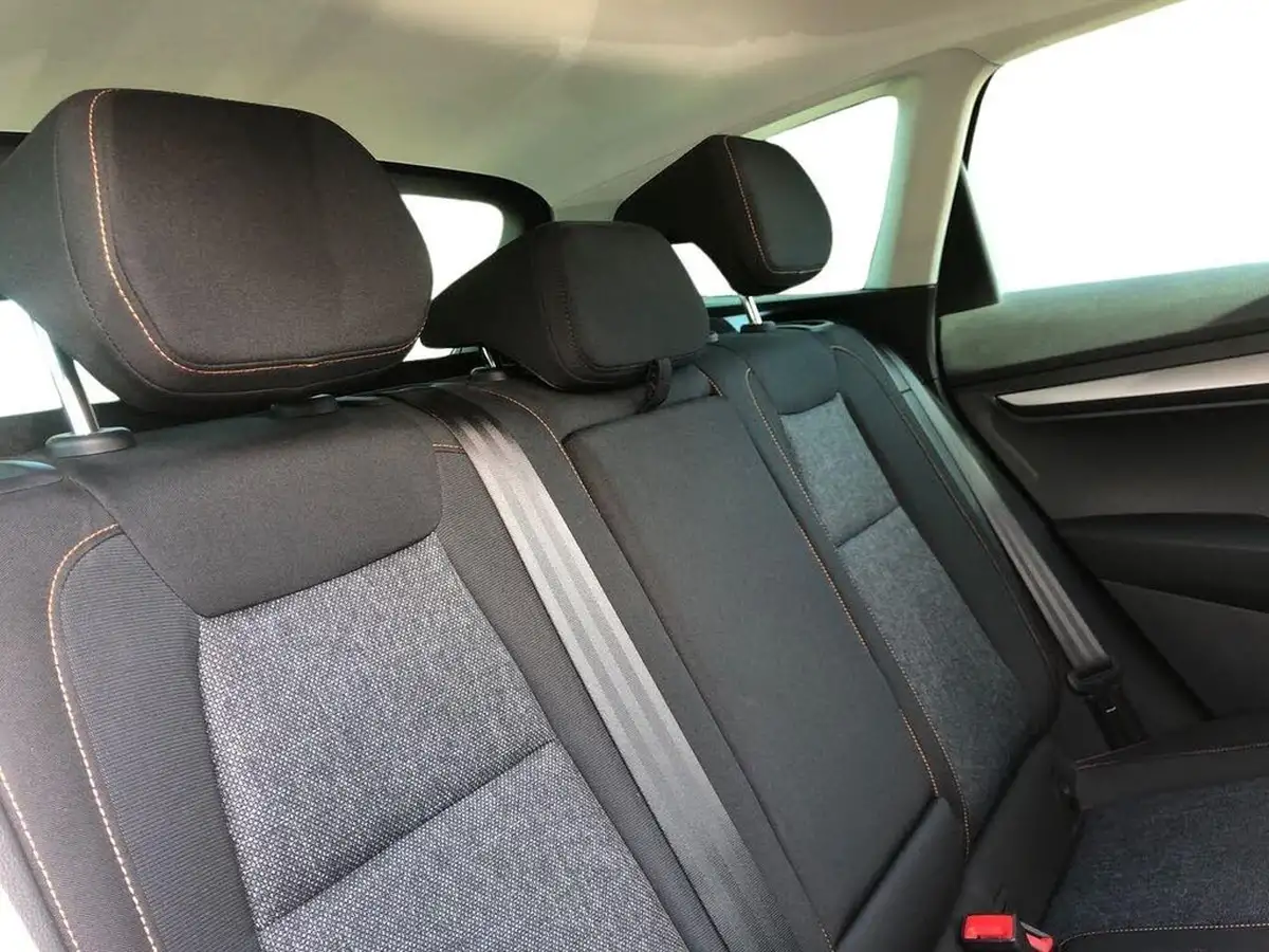 2021-skoda-karoq-15-tsi-se-drive-big-7