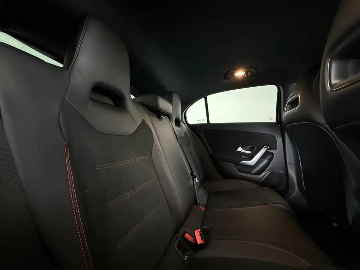 2019-mercedes-benz-a-class-15d-a180d-amg-line-executive-hatchback-5d-7g-dct-big-14