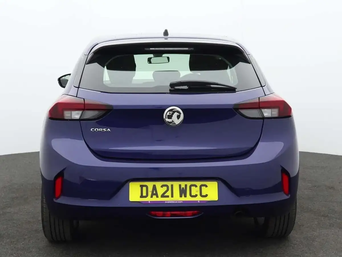 2021-vauxhall-corsa-12i-se-big-3