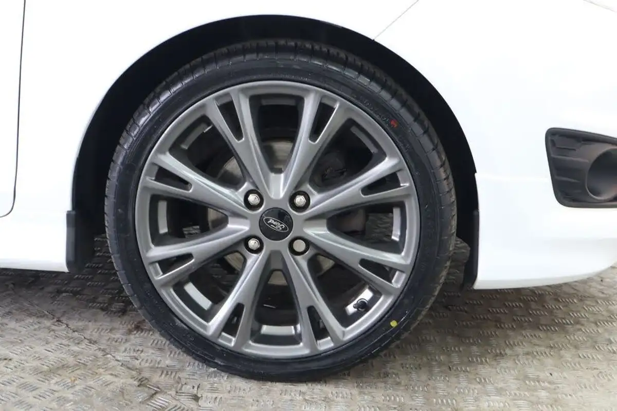 2017-ford-fiesta-10t-st-line-100ps-5d-big-10
