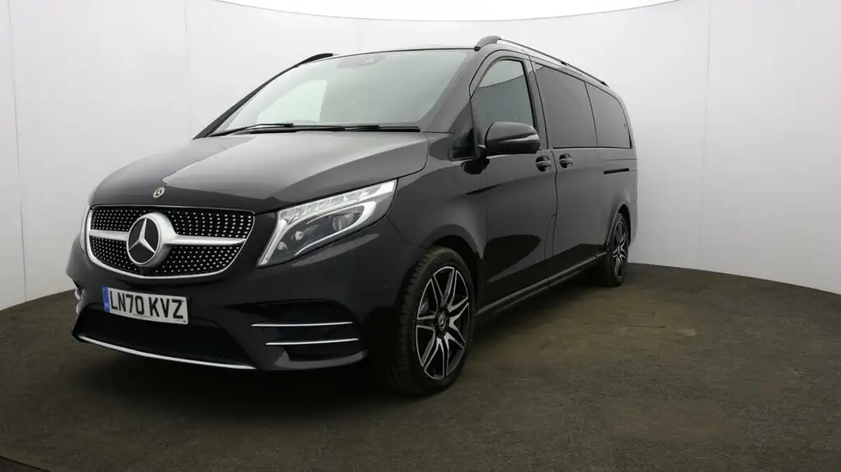 2020-mercedes-benz-v-class-20d-v300d-amg-line-extra-long-big-41