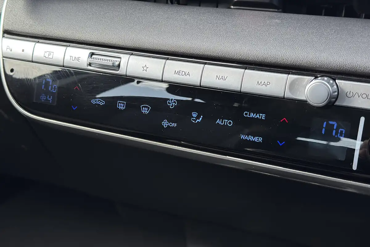 2022-hyundai-ioniq-5-e-premium-217ps-73kwh-rwd-big-14