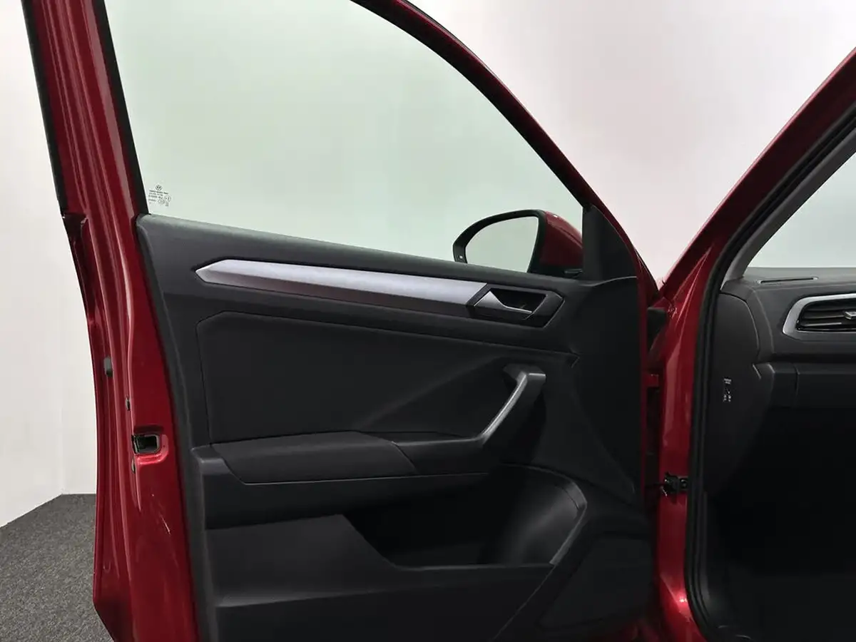 2022-volkswagen-t-roc-15-tsi-life-big-33