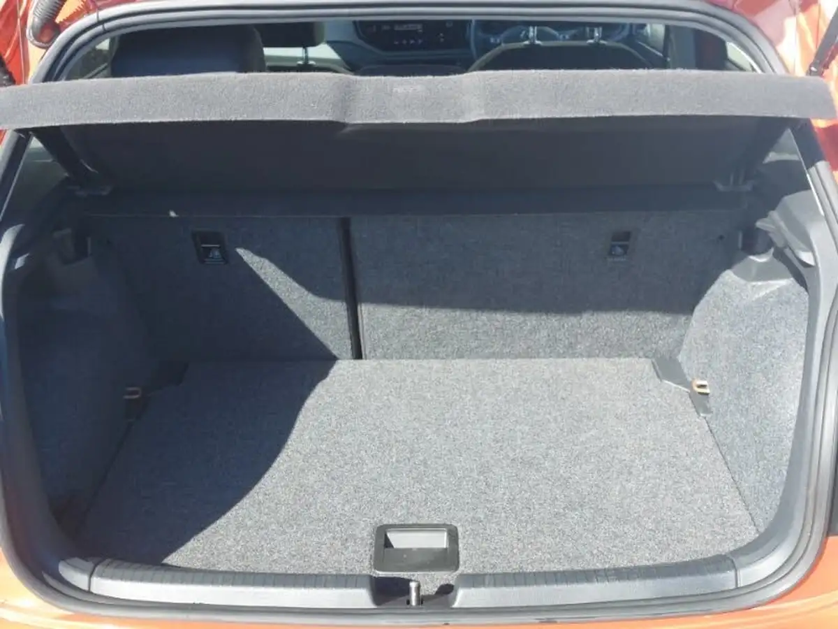 2021-volkswagen-polo-10-match-big-7