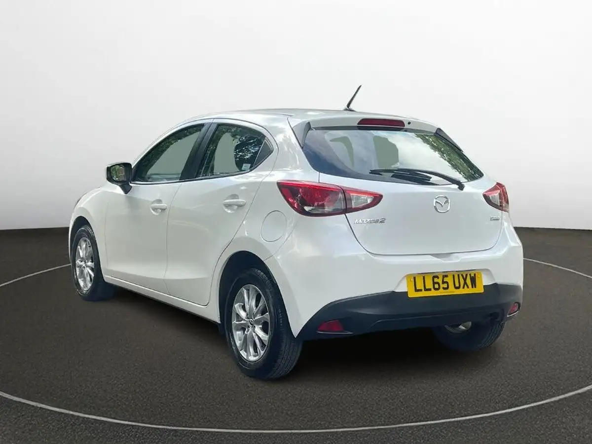 2016-mazda-mazda2-15-se-l-75ps-big-6