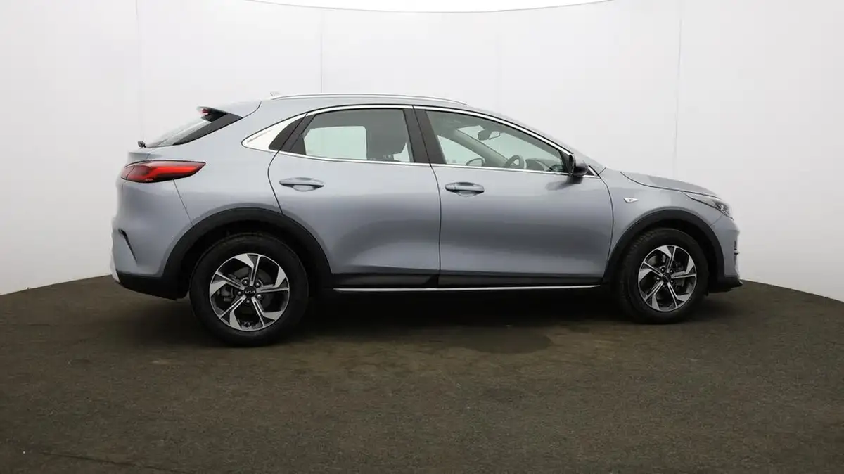 2022-kia-xceed-10-t-gdi-2-big-54