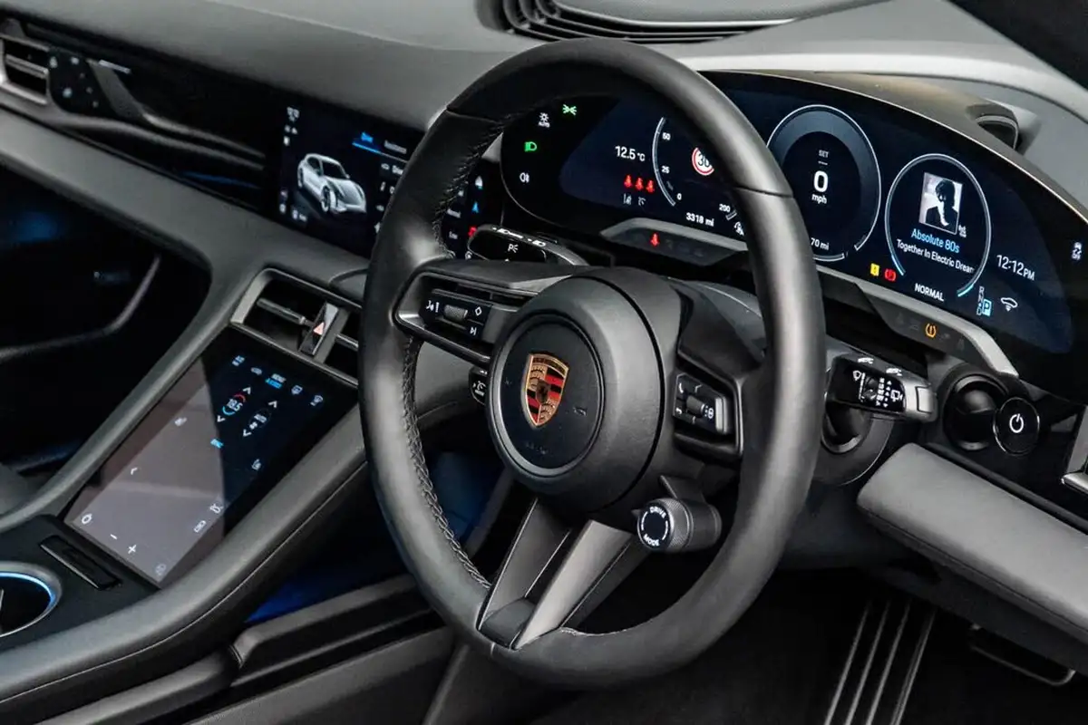 2024-porsche-taycan-e-4s-sport-turismo-544ps-big-27