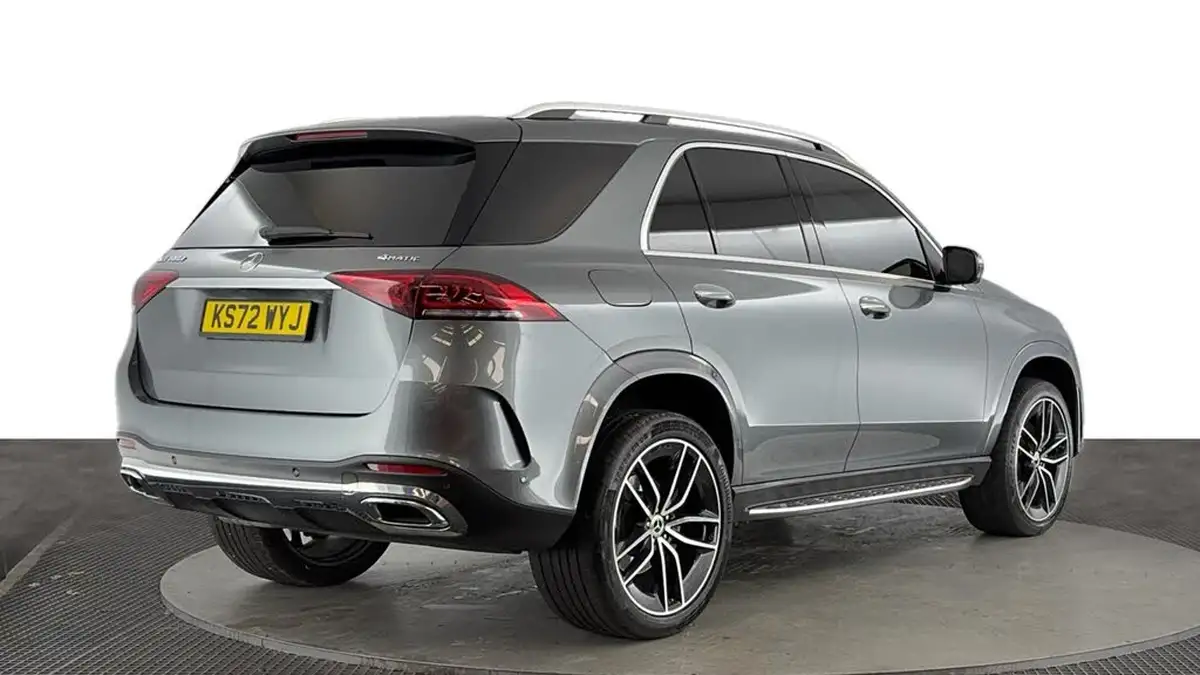 2023-mercedes-benz-gle-class-29d-gle400d-amg-line-premium-plus-331ps-coupe-big-3
