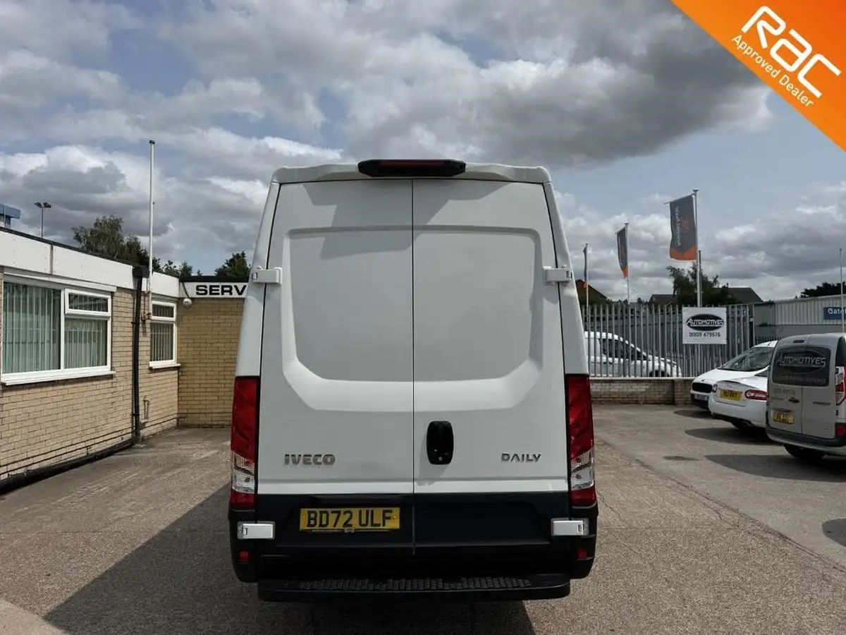 2023-iveco-daily-s-class-23td-35s14v-business-3520mm-h2-136pseu6dt-big-7