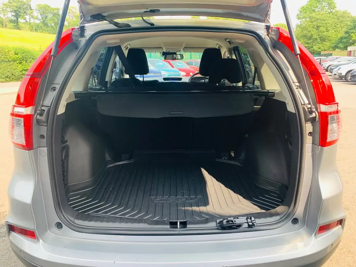 2017-honda-cr-v-16i-dtec-se-plus-navi-120ps-2wdss-big-11
