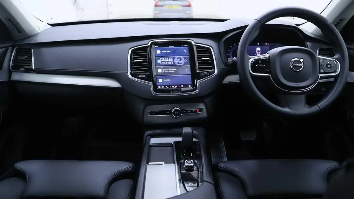 2024-volvo-xc90-20-b5-plus-big-9