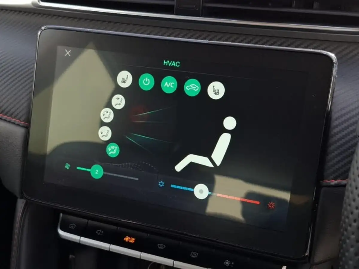 2023-mg-zs-suv-15-vti-tech-exclusive-big-15
