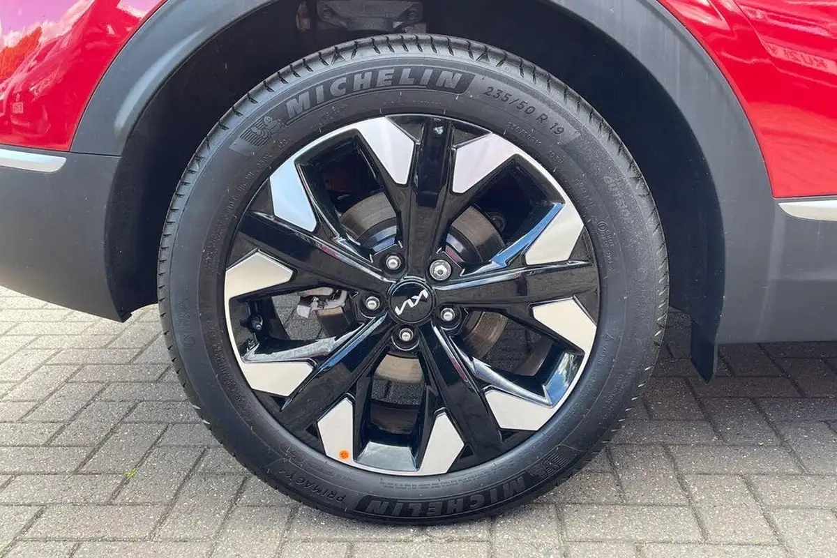 2024-kia-sportage-16-t-gdi-3-241bhp-awd-phev-auto-big-28