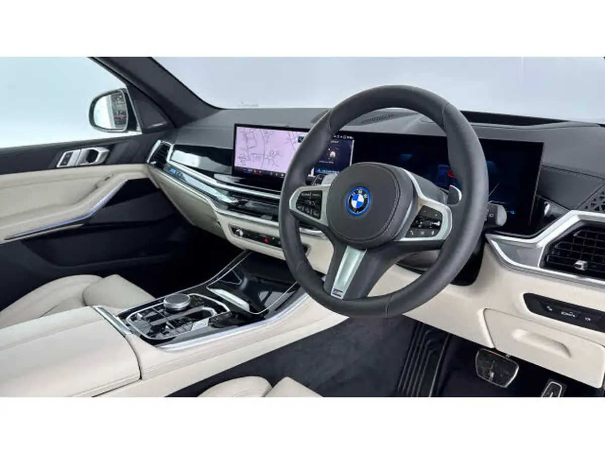 2025-bmw-x5-30-xdrive-50e-m-sport-big-5