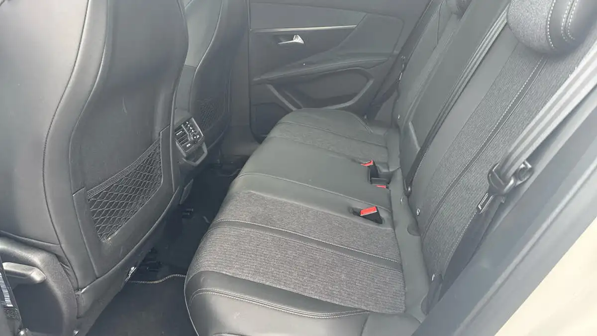2019-peugeot-3008-suv-15-bluehdi-gt-line-premium-big-32