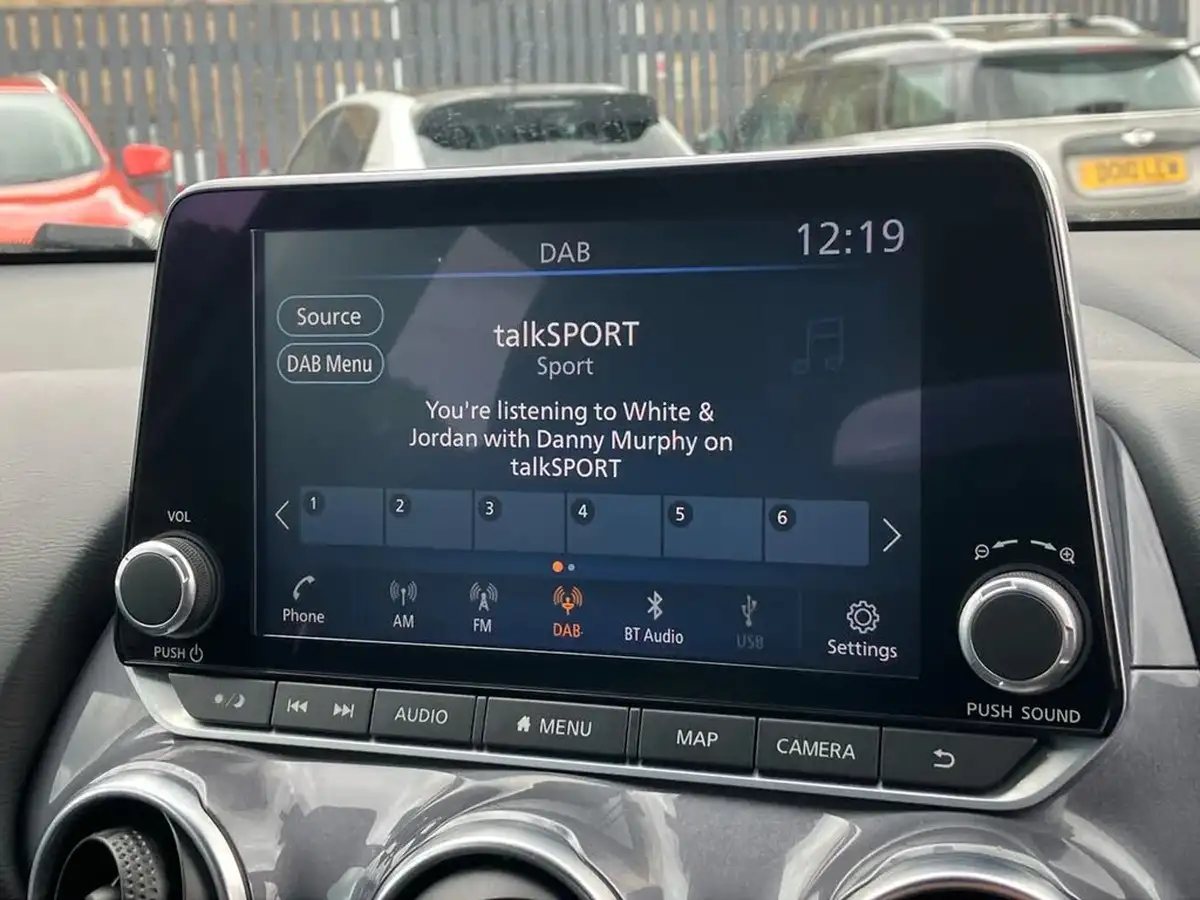 2023-nissan-juke-10-dig-t-n-connecta-big-10